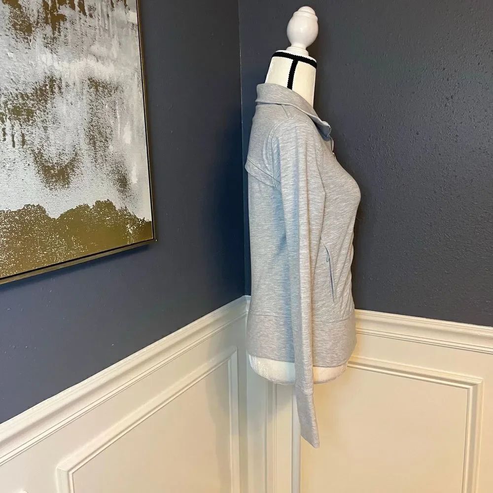 Lululemon Gather Up Jacket - Picture 6 of 13